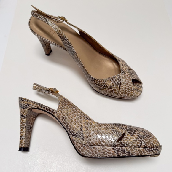 Stuart Weitzman peekaboo toe, size 9.5 M - Picture 2 of 7